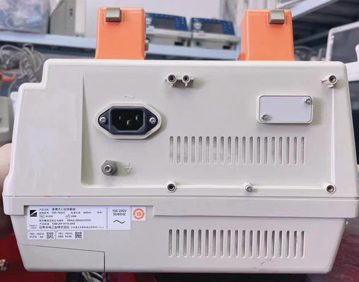 Serviço e Reparação do Desfibrilador NIHON KOHDEN TEC-7621C